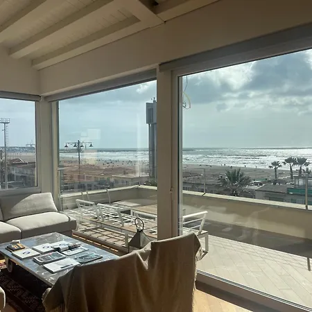 Penthouse On The Sea Viareggio