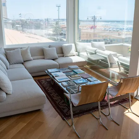 Penthouse On The Sea *