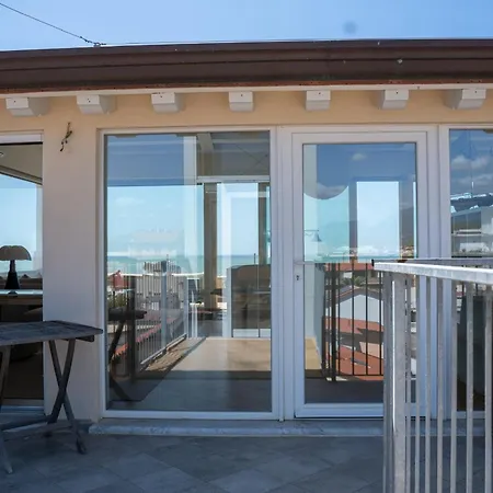 Penthouse On The Sea *