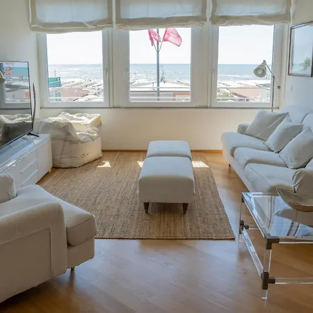 شقة Penthouse On The Sea